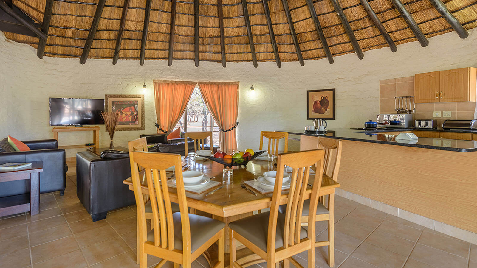 Three Bedroom Chalet with Patio