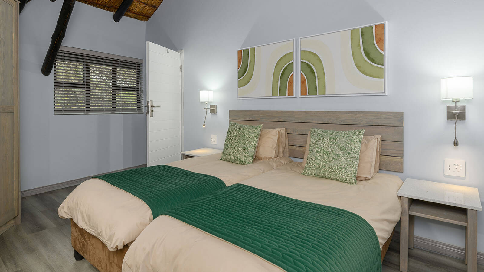Three Bedroom Chalet with Patio